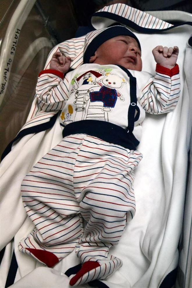 KAYSERİ´DE 2017 YILININ İLK BEBEĞİ