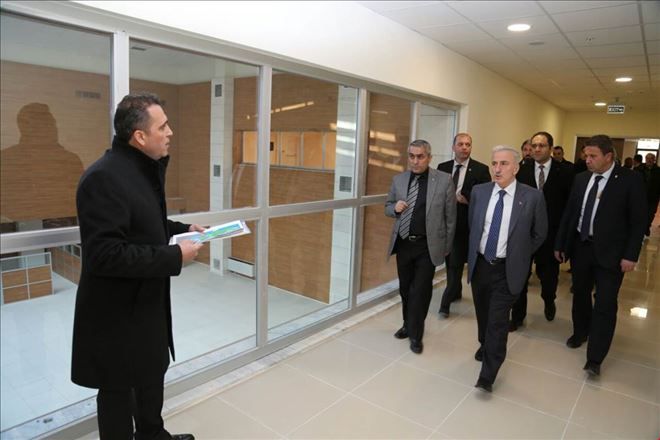 VALİ KAMÇI 112 ACİL ÇAĞRI MERKEZİNDE İNCELEMELERDE BULUNDU