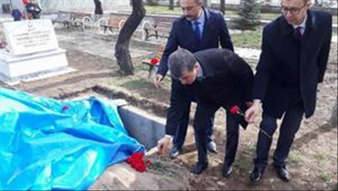 İYİ PARTİLİLERDEN ŞEHİTLİĞE ?SEVGİLİ  MEHMETÇİK?ZİYARETİ