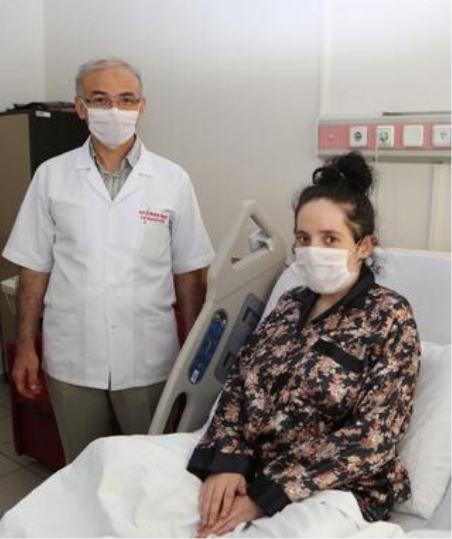 ERÜ’DE HAMİLE KADINA BAŞARILI KALP OPERASYONU